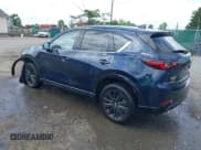 ✅ 2023 Mazda CX-5 2.5 Turbo • VIN: JM3KFBAY6P0246012 • Lot: 42454012. Wystawiony na IAAI z przebiegiem 7 043 mil. Bezpłatny archiwum sprzedaży aukcyjnych z USA i szczegółowy raport historii pojazdu na DreamBid. Zdjęcie 3.