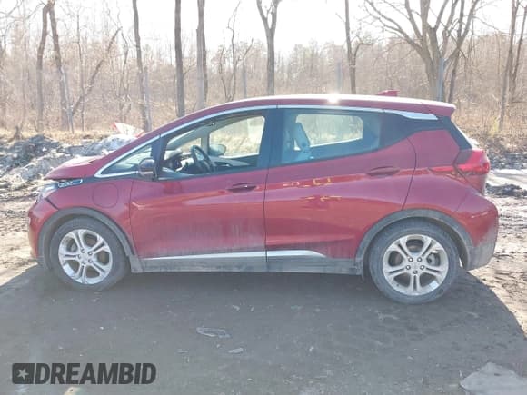 ✅ 2021 Chevrolet Bolt EV LT • VIN: 1G1FY6S09M4113827 • Lot: 41749981. Wystawiony na IAAI z przebiegiem 49 397 mil. Bezpłatny archiwum sprzedaży aukcyjnych z USA i szczegółowy raport historii pojazdu na DreamBid. Zdjęcie 14.