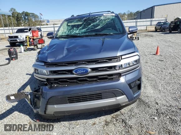 ✅ 2023 Ford Expedition XLT • VIN: 1FMJU1H89PEA12987 • Lot: 75675314. Listed on Copart with 20,932 mi. Free auction sales archive from the USA and detailed vehicle history report at DreamBid. Image 5.