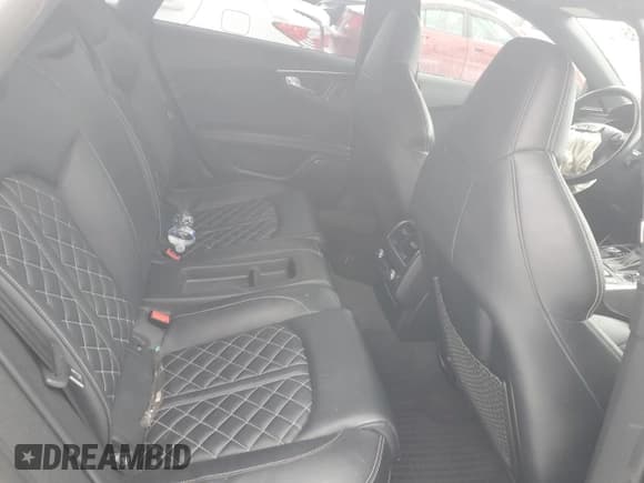 ✅ 2017 Audi S7 Premium Plus • VIN: WAUWFAFCXHN022261 • Лот: 88499035. Опубликован ранее на Copart с пробегом 67 017 миль. Бесплатный доступ к архиву аукционных продаж из США и подробный отчёт об истории автомобиля на DreamBid. Изображение 10.