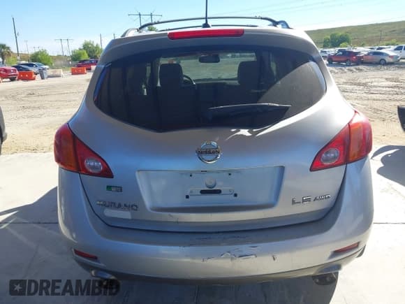 ✅ 2009 Nissan Murano S • VIN: JN8AZ18WX9W117575 • Lot: 43701342. Listed on IAAI with 151,274 mi. Free auction sales archive from the USA and detailed vehicle history report at DreamBid. Image 16.