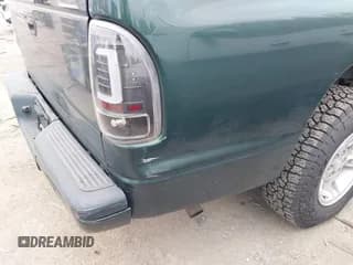 ✅ 2000 Dodge Dakota Sport • VIN: 1B7GL22N6YS764185 • Lot: 41570275. Wystawiony na IAAI z przebiegiem 157 334 mil. Bezpłatny archiwum sprzedaży aukcyjnych z USA i szczegółowy raport historii pojazdu na DreamBid. Zdjęcie 6.