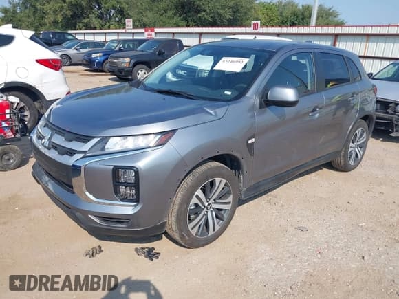✅ 2024 Mitsubishi Outlander S • VIN: JA4ARUAUXRU025989 • Лот: 43246992. Опубликован ранее на IAAI с пробегом 12 791 миль. Бесплатный доступ к архиву аукционных продаж из США и подробный отчёт об истории автомобиля на DreamBid. Изображение 2.