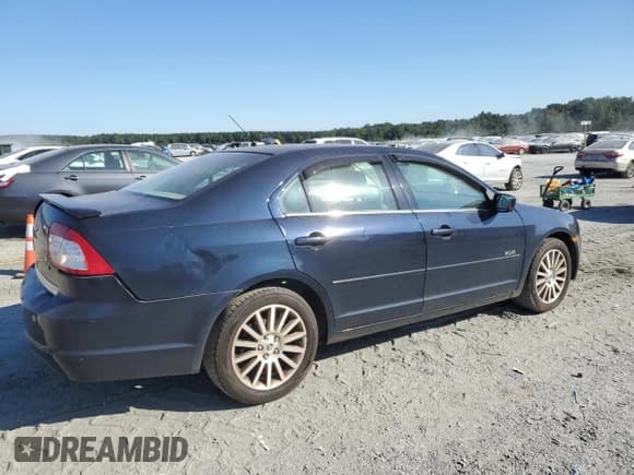 ✅ 2008 Mercury Milan Premier • VIN: 3MEHM08128R618872 • Лот: 70641445. Опубликован ранее на Copart с пробегом 133 593 миль. Бесплатный доступ к архиву аукционных продаж из США и подробный отчёт об истории автомобиля на DreamBid. Изображение 3.