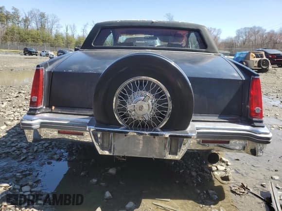 ✅ 1981 Cadillac Eldorado • VIN: 1G6AL57N3BE622904 • Lot: 50036705. Wystawiony na Copart z przebiegiem 36 155 mil. Bezpłatny archiwum sprzedaży aukcyjnych z USA i szczegółowy raport historii pojazdu na DreamBid. Zdjęcie 6.