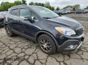 ✅ 2016 Buick Encore Sport Touring • VIN: KL4CJ2SM2GB590944 • Lot: 71525175. Wystawiony na Copart z przebiegiem 77 876 mil. Bezpłatny archiwum sprzedaży aukcyjnych z USA i szczegółowy raport historii pojazdu na DreamBid. Zdjęcie 4.