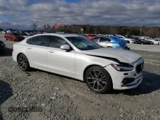 ✅ 2018 Volvo S90 Momentum • VIN: LVY982MK2JP040413 • Лот: 36618443. Опубликован ранее на Copart с пробегом 43 435 миль. Бесплатный доступ к архиву аукционных продаж из США и подробный отчёт об истории автомобиля на DreamBid. Изображение 4.