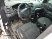 ✅ 2017 Ford Police Interceptor Utility • VIN: 1FM5K8AT8HGA63739 • Lot: 50907305. Wystawiony na Copart z przebiegiem 117 860 mil. Bezpłatny archiwum sprzedaży aukcyjnych z USA i szczegółowy raport historii pojazdu na DreamBid. Zdjęcie 8.