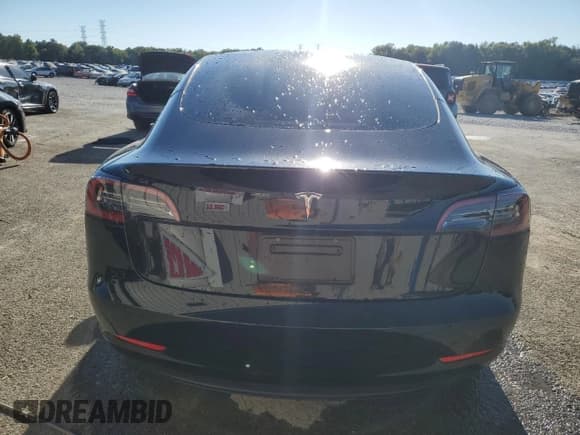 ✅ 2023 Tesla Model 3 • VIN: 5YJ3E1EA9PF695970 • Lot: 86841385. Wystawiony na Copart z przebiegiem 27 657 mil. Bezpłatny archiwum sprzedaży aukcyjnych z USA i szczegółowy raport historii pojazdu na DreamBid. Zdjęcie 6.