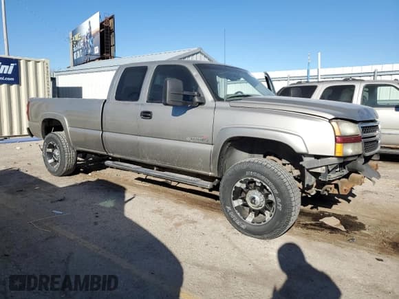 ✅ 2003 Chevrolet Silverado 2500HD LS • VIN: 1GCHC291X3E116055 • Lot: 83660854. Listed on Copart with Not provided. Free auction sales archive from the USA and detailed vehicle history report at DreamBid. Image 4.