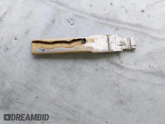 ✅ 2000 Volkswagen Jetta GLS • VIN: 3VWSE29M2YM019344 • Lot: 41503039. Listed on IAAI with Not provided. Free auction sales archive from the USA and detailed vehicle history report at DreamBid. Image 11.