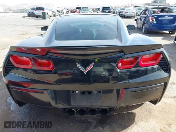 2015 Chevrolet Corvette 2LT с VIN 1G1YD2D75F5117135, выставлен на аукционе IAAI как лот 41389264 с пробегом 33 438 миль миль и . История ставок и продаж доступна на DreamBid. Изображение 17.