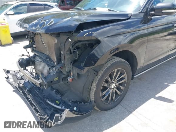 ✅ 2020 Ford Expedition Max Limited • VIN: 1FMJK1KTXLEA21128 • Lot: 42905295. Listed on IAAI with 274,581 mi. Free auction sales archive from the USA and detailed vehicle history report at DreamBid. Image 18.