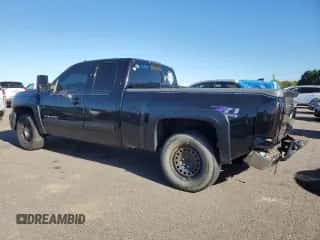 2012 Chevrolet Silverado 1500 LTZ z VIN 1GCRKTE71CZ187905, wystawiony jako Copart lot #85349105 z przebiegiem 232 644 mil mil oraz Szkoda całkowita • Salvage title. Historia ofert i sprzedaży dostępna na DreamBid. Obrazek 2.
