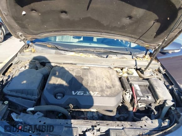 ✅ 2015 Chevrolet Impala LT • VIN: 2G1125S35F9215111 • Лот: 43888796. Опубликован ранее на IAAI с пробегом 212 052 миль. Бесплатный доступ к архиву аукционных продаж из США и подробный отчёт об истории автомобиля на DreamBid. Изображение 10.