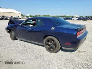 2013 Dodge Challenger SXT z VIN 2C3CDYAG6DH663428, wystawiony jako Copart lot #82074155 z przebiegiem 144 060 mil mil oraz Szkoda całkowita • Salvage title. Historia ofert i sprzedaży dostępna na DreamBid. Obrazek 2.