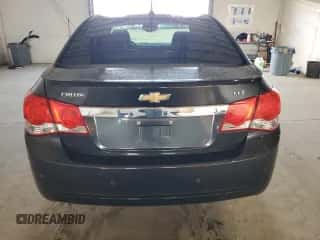 2011 Chevrolet Cruze LTZ z VIN 1G1PH5S98B7140140, wystawiony jako Copart lot #71352625 z przebiegiem 193 230 mil mil oraz Czysty tytuł • Clean title. Historia ofert i sprzedaży dostępna na DreamBid. Obrazek 6.