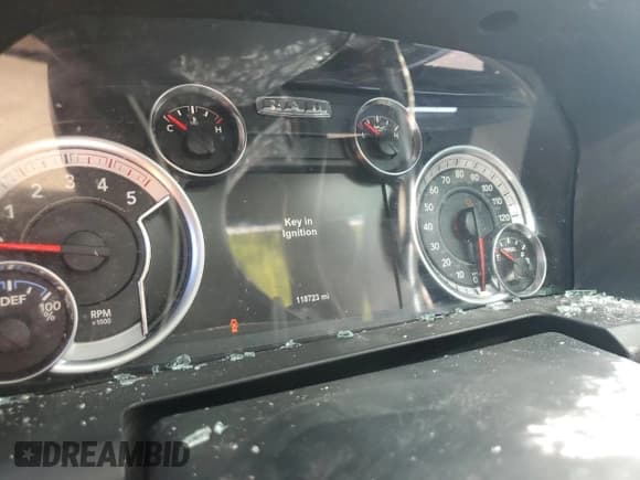 ✅ 2018 Ram 3500 SLT • VIN: 3C63R3DL3JG251530 • Lot: 61468785. Wystawiony na Copart z przebiegiem 118 723 mil. Bezpłatny archiwum sprzedaży aukcyjnych z USA i szczegółowy raport historii pojazdu na DreamBid. Zdjęcie 9.