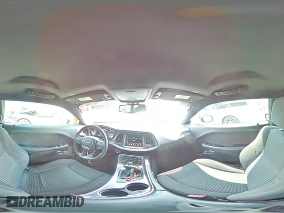 ✅ 2018 Dodge Challenger R/T • VIN: 2C3CDZBT9JH178259 • Lot: 65704895. Wystawiony na Copart z przebiegiem 71 928 mil. Bezpłatny archiwum sprzedaży aukcyjnych z USA i szczegółowy raport historii pojazdu na DreamBid. Zdjęcie 15.