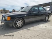 ✅ 1993 Mercedes-Benz 190 • VIN: WDBDA29D7PG056355 • Лот: 46671675. Опубликован ранее на Copart с пробегом 57 789 миль. Бесплатный доступ к архиву аукционных продаж из США и подробный отчёт об истории автомобиля на DreamBid. Изображение 1.