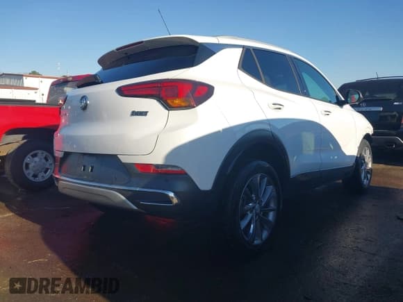✅ 2021 Buick Encore GX Essence • VIN: KL4MMFSL4MB047911 • Lot: 41575807. Listed on IAAI with 97,887 mi. Free auction sales archive from the USA and detailed vehicle history report at DreamBid. Image 4.