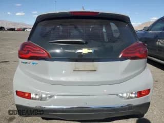 ✅ 2021 Chevrolet Bolt EV LT • VIN: 1G1FY6S08M4112748 • Lot: 45420445. Wystawiony na Copart z przebiegiem 40 667 mil. Bezpłatny archiwum sprzedaży aukcyjnych z USA i szczegółowy raport historii pojazdu na DreamBid. Zdjęcie 6.