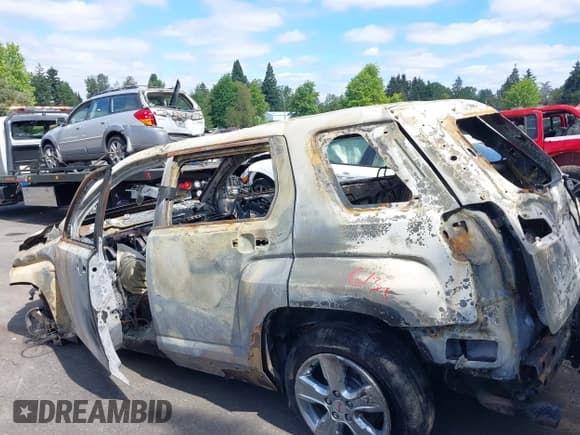 ✅ 2015 GMC Terrain SLT • VIN: 2GKFLXE37F6288424 • Лот: 40232594. Опубликован ранее на IAAI с пробегом Не указан. Бесплатный доступ к архиву аукционных продаж из США и подробный отчёт об истории автомобиля на DreamBid. Изображение 13.