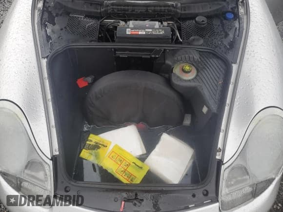 ✅ 2004 Porsche Boxster • VIN: WP0CA29824U620457 • Lot: 73969894. Listed on Copart with Not provided. Free auction sales archive from the USA and detailed vehicle history report at DreamBid. Image 11.