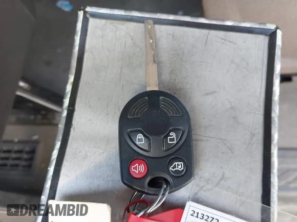 ✅ 2019 Ford Transit Passenger XL • VIN: 1FBAX2CG6KKB02466 • Lot: 42831687. Wystawiony na IAAI z przebiegiem 40 834 mil. Bezpłatny archiwum sprzedaży aukcyjnych z USA i szczegółowy raport historii pojazdu na DreamBid. Zdjęcie 11.