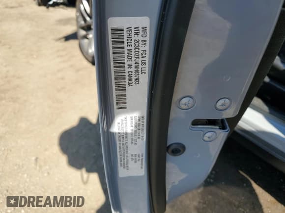 ✅ 2021 Dodge Challenger R/T Scat Pack • VIN: 2C3CDZFJ4MH637923 • Lot: 81459685. Wystawiony na Copart z przebiegiem 42 389 mil. Bezpłatny archiwum sprzedaży aukcyjnych z USA i szczegółowy raport historii pojazdu na DreamBid. Zdjęcie 12.