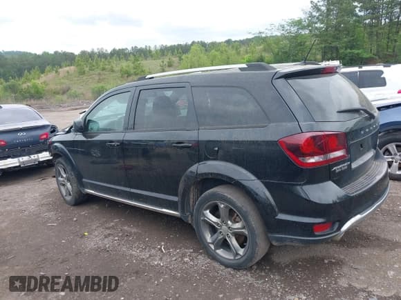 ✅ 2017 Dodge Journey Crossroad Plus • VIN: 3C4PDCGG8HT594617 • Lot: 42124516. Listed on IAAI with 146,335 mi. Free auction sales archive from the USA and detailed vehicle history report at DreamBid. Image 14.