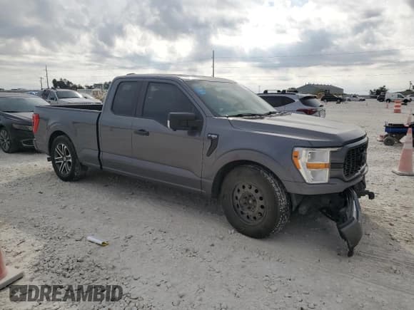 ✅ 2021 Ford F-150 XL • VIN: 1FTFX1E50MFA81309 • Lot: 87184555. Listed on Copart with 43,983 mi. Free auction sales archive from the USA and detailed vehicle history report at DreamBid. Image 4.