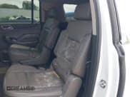 ✅ 2020 GMC Yukon XL Denali • VIN: 1GKS1HKJ6LR183578 • Lot: 42428543. Wystawiony na IAAI z przebiegiem 155 962 mil. Bezpłatny archiwum sprzedaży aukcyjnych z USA i szczegółowy raport historii pojazdu na DreamBid. Zdjęcie 17.