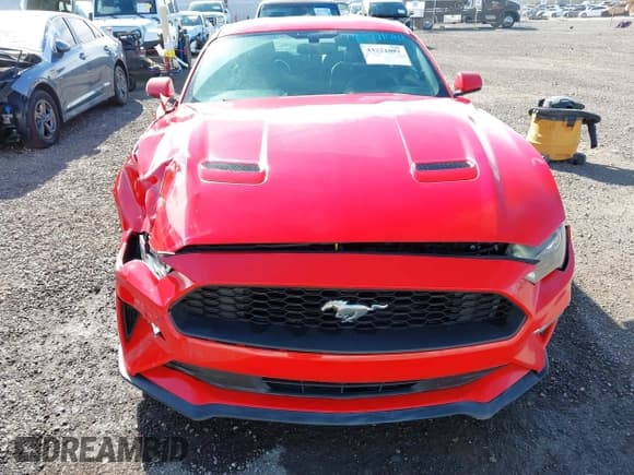 ✅ 2018 Ford Mustang EcoBoost • VIN: 1FA6P8TH7J5115663 • Lot: 43771081. Wystawiony na IAAI z przebiegiem 66 685 mil. Bezpłatny archiwum sprzedaży aukcyjnych z USA i szczegółowy raport historii pojazdu na DreamBid. Zdjęcie 12.