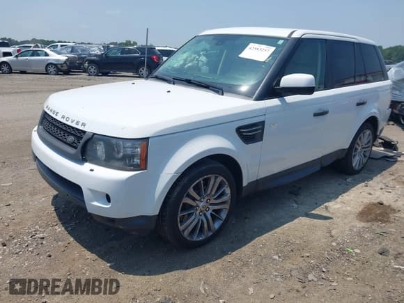 ✅ 2011 Land Rover Range Rover Sport HSE Lux • VIN: SALSK2D49BA704912 • Lot: 42583257. Listed on IAAI with 129,948 mi. Free auction sales archive from the USA and detailed vehicle history report at DreamBid. Image 17.