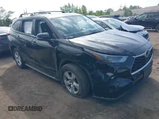 ✅ 2022 Toyota Highlander LE • VIN: 5TDBZRBH5NS230580 • Лот: 43070246. Опубликован ранее на IAAI с пробегом 30 113 миль. Бесплатный доступ к архиву аукционных продаж из США и подробный отчёт об истории автомобиля на DreamBid. Изображение 1.