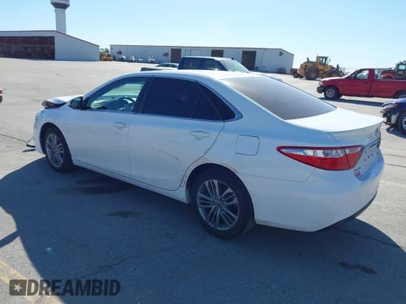 ✅ 2017 Toyota Camry XLE • VIN: 4T1BF1FK3HU755245 • Lot: 43407266. Listed on IAAI with 156,250 mi. Free auction sales archive from the USA and detailed vehicle history report at DreamBid. Image 3.