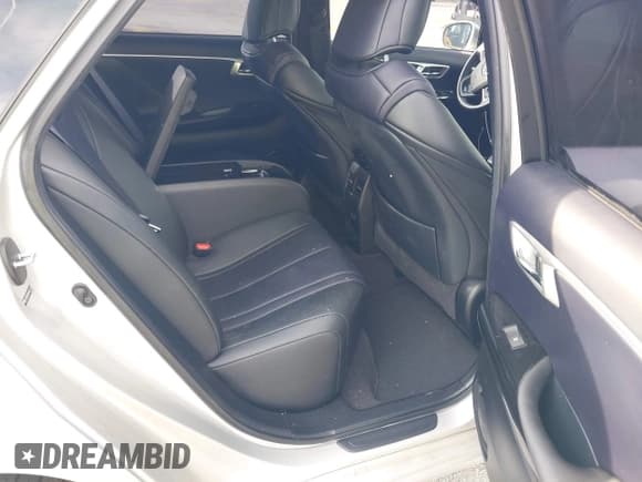 ✅ 2019 Toyota Mirai • VIN: JTDBVRBDXKA007713 • Lot: 43908557. Listed on IAAI with 41,042 mi. Free auction sales archive from the USA and detailed vehicle history report at DreamBid. Image 8.