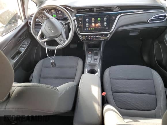 2023 Chevrolet Bolt EV 1LT с VIN 1G1FW6S00P4130588, выставлен на аукционе Copart как лот 42994514 с пробегом 13 052 миль миль и . История ставок и продаж доступна на DreamBid. Изображение 8.