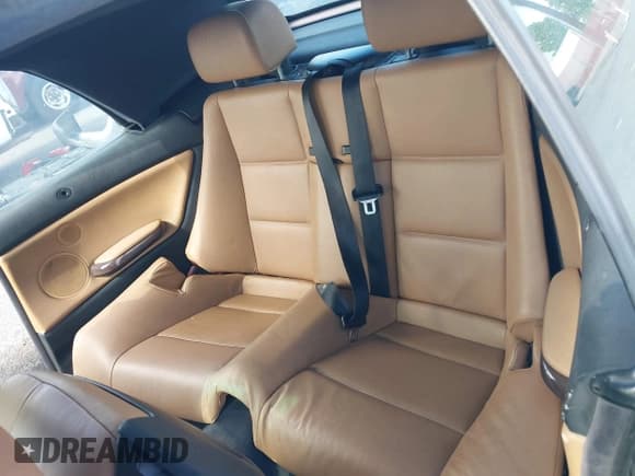 ✅ 2004 BMW 3 Series 330Ci • VIN: WBABW53494PL44553 • Lot: 42249885. Wystawiony na IAAI z przebiegiem 165 857 mil. Bezpłatny archiwum sprzedaży aukcyjnych z USA i szczegółowy raport historii pojazdu na DreamBid. Zdjęcie 8.