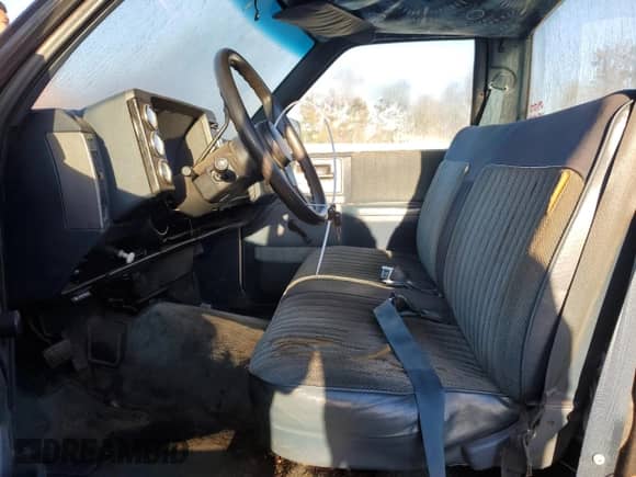 1989 Chevrolet S-10 X96 с VIN 1GCCS14Z7K2213993, выставлен на аукционе Copart как лот 75805944 с пробегом 180 240 миль миль и На запчасти • Non repairable. История ставок и продаж доступна на DreamBid. Изображение 7.