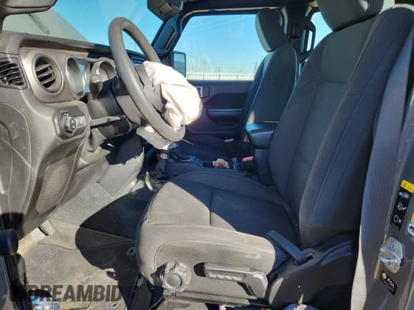 ✅ 2021 Jeep Gladiator Sport S • VIN: 1C6HJTAG6ML526271 • Lot: 90624735. Listed on Copart with 45,251 mi. Free auction sales archive from the USA and detailed vehicle history report at DreamBid. Image 7.