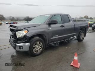 ✅ 2016 Toyota Tundra SR5 • VIN: 5TFRW5F18GX198735 • Lot: 93528865. Wystawiony na Copart z przebiegiem 209 320 mil. Bezpłatny archiwum sprzedaży aukcyjnych z USA i szczegółowy raport historii pojazdu na DreamBid. Zdjęcie 1.