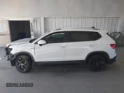 ✅ 2022 Volkswagen Taos SE • VIN: 3VVSX7B27NM080138 • Lot: 43684744. Listed on IAAI with 46,485 mi. Free auction sales archive from the USA and detailed vehicle history report at DreamBid. Image 15.