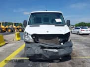 ✅ 2014 Mercedes-Benz Sprinter Cargo • VIN: WD3PE7CC3E5845279 • Lot: 43083011. Wystawiony na IAAI z przebiegiem 135 190 mil. Bezpłatny archiwum sprzedaży aukcyjnych z USA i szczegółowy raport historii pojazdu na DreamBid. Zdjęcie 12.