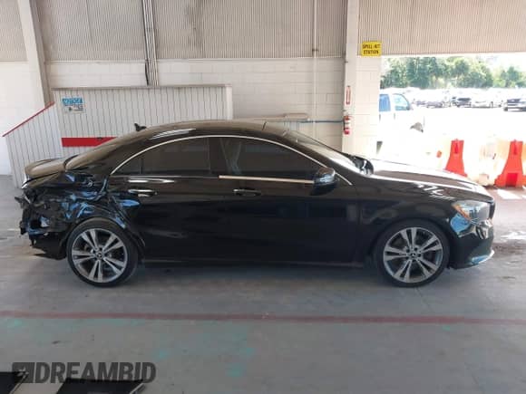 2017 Mercedes-Benz CLA 250 with VIN WDDSJ4EB3HN438300, listed as a IAAI auction lot 42957522 with 118,898 mi miles and . Bid and sale history available at DreamBid. Image 14.