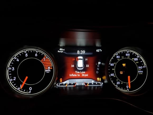 ✅ 2019 Jeep Cherokee Trailhawk • VIN: 1C4PJMBX7KD484922 • Lot: 84998005. Listed on Copart with 93,636 mi. Free auction sales archive from the USA and detailed vehicle history report at DreamBid. Image 9.