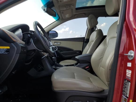 ✅ 2015 Hyundai Santa Fe GLS • VIN: KM8SR4HF9FU106958 • Лот: 62519434. Опубликован ранее на Copart с пробегом 94 448 миль. Бесплатный доступ к архиву аукционных продаж из США и подробный отчёт об истории автомобиля на DreamBid. Изображение 7.