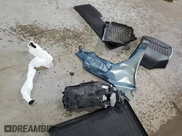 2024 Chevrolet Equinox LT с VIN 3GNAXUEG7RL284120, выставлен на аукционе Copart как лот 87315305 с пробегом 31 422 миль миль и Списание • Salvage title. История ставок и продаж доступна на DreamBid. Изображение 13.