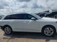 ✅ 2021 Audi Q7 Premium Plus • VIN: WA1LJAF72MD013345 • Lot: 42659484. Wystawiony na IAAI z przebiegiem 77 034 mil. Bezpłatny archiwum sprzedaży aukcyjnych z USA i szczegółowy raport historii pojazdu na DreamBid. Zdjęcie 14.